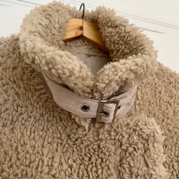 Genuine Sherling Wool Vest with Buckle Collar | Size Medium - Picture 2 of 10